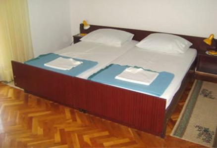 Apartments Radulovic Biograd Na Moru Ngoại thất bức ảnh