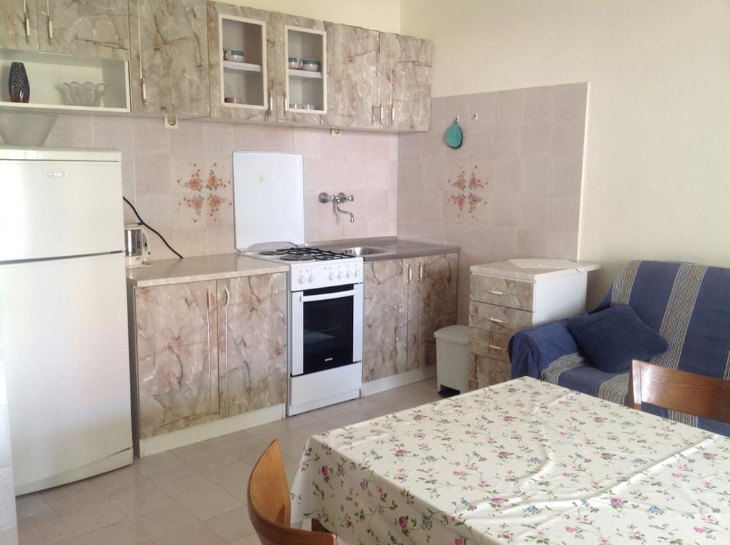 Apartments Radulovic Biograd Na Moru Phòng bức ảnh